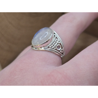 Echt zilveren ring met Maansteen